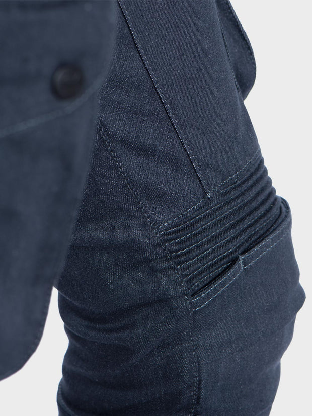 Protective motorcycle riding jeans made of stretch denim with UHMWPE by ZIN Motowear. Model CITY.