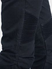 Protective motorcycle riding jeans made of stretch denim with Dyneema® by ZIN Motowear. Model D618.